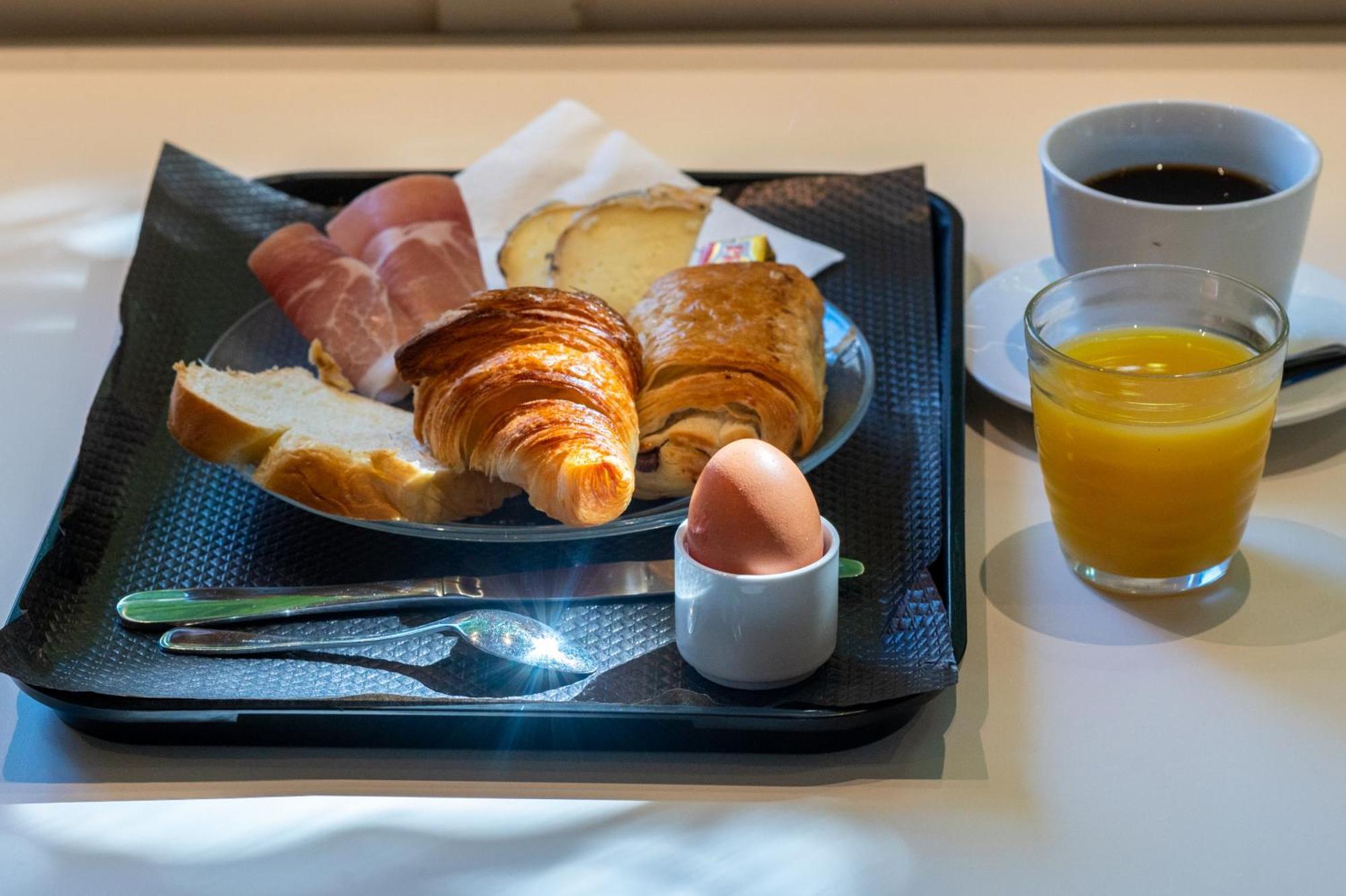 Logis Le Relais De Fusies Hotel Lacaune Luaran gambar