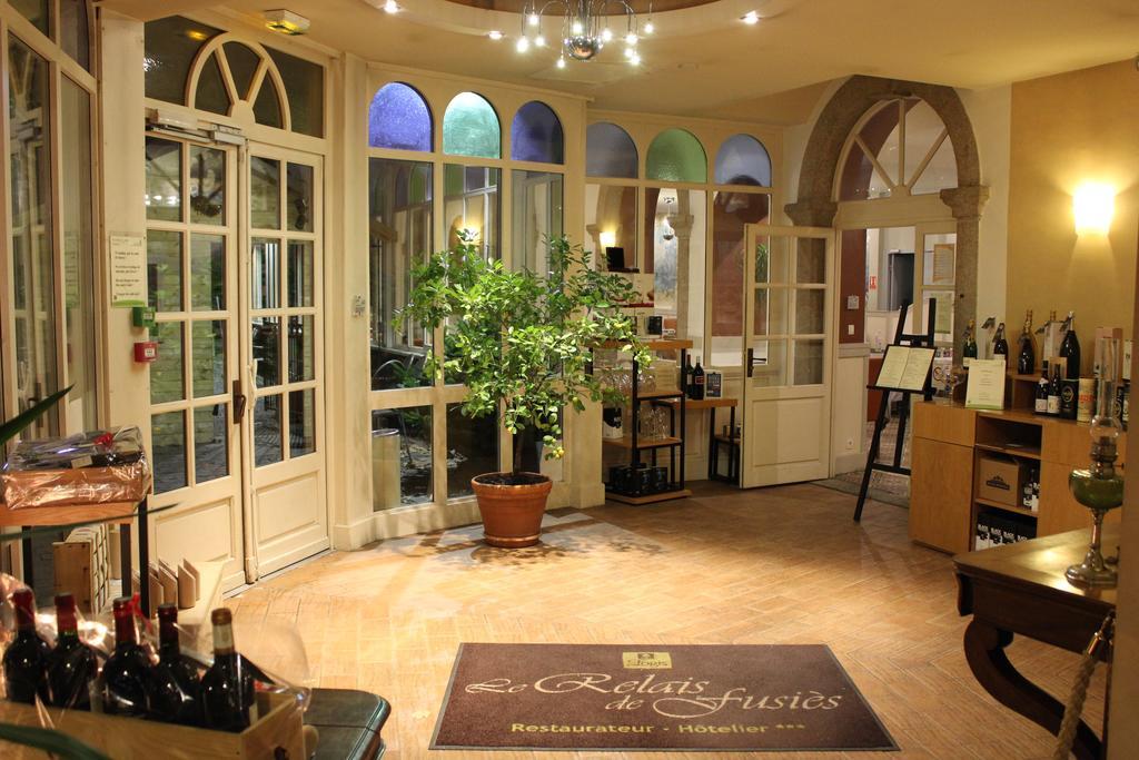 Logis Le Relais De Fusies Hotel Lacaune Luaran gambar