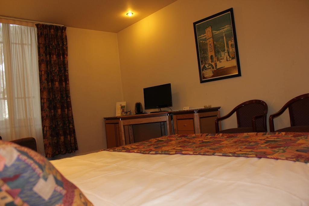 Logis Le Relais De Fusies Hotel Lacaune Bilik gambar