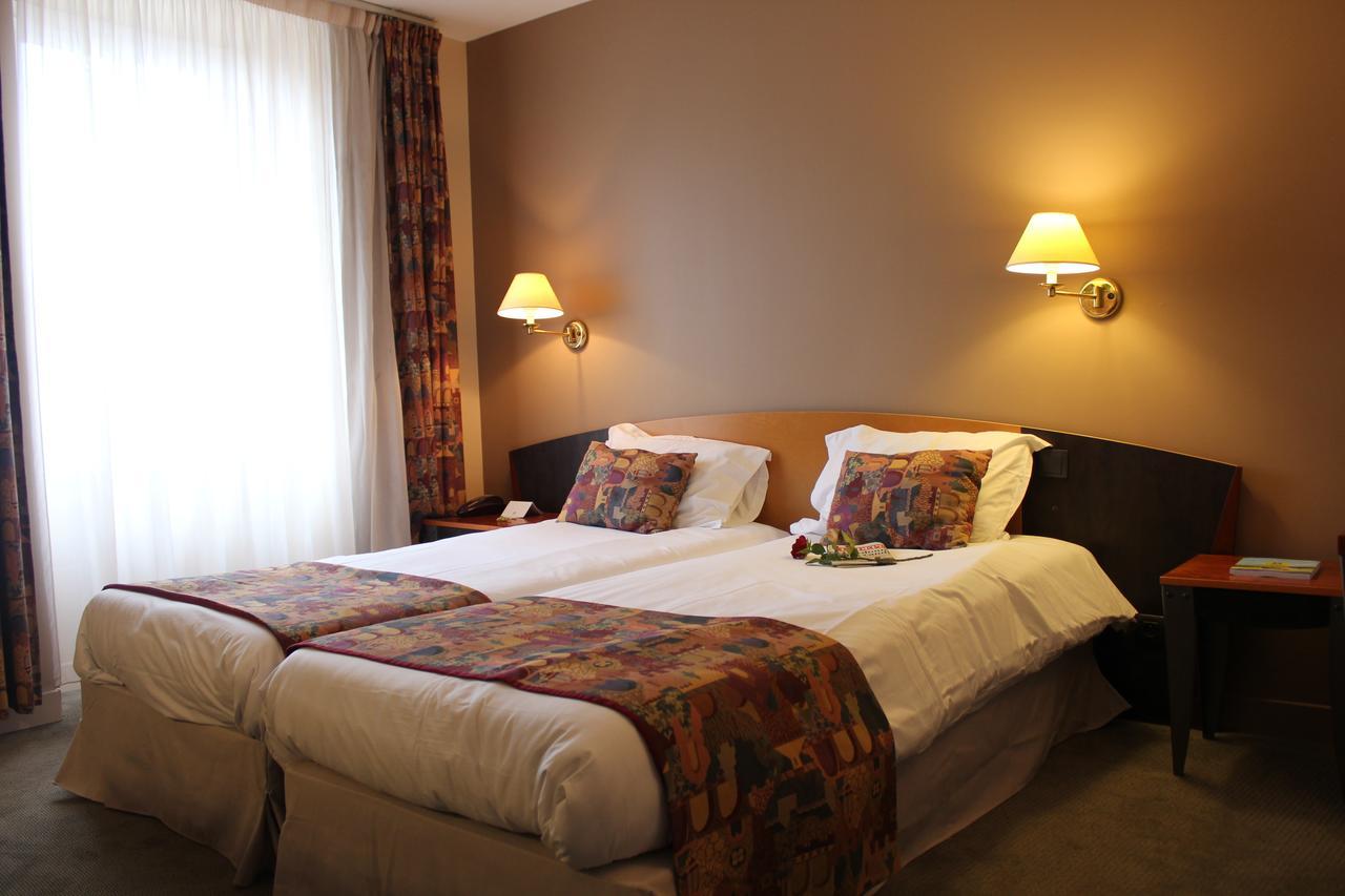 Logis Le Relais De Fusies Hotel Lacaune Luaran gambar