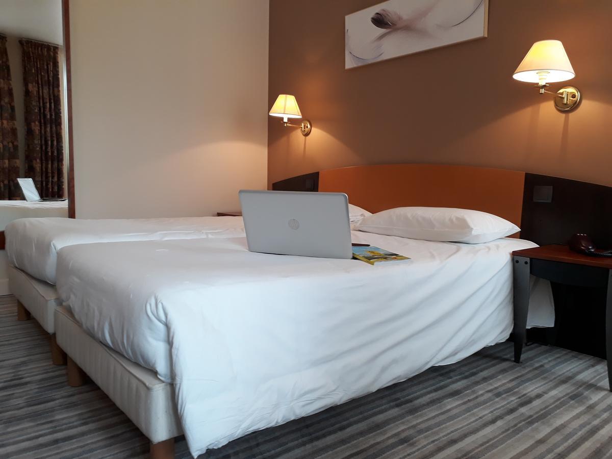Logis Le Relais De Fusies Hotel Lacaune Luaran gambar